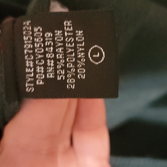 Green turtleneck - Picture 5 of 5